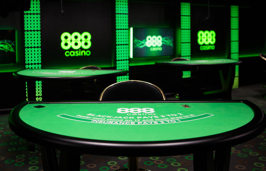 blackjack live table