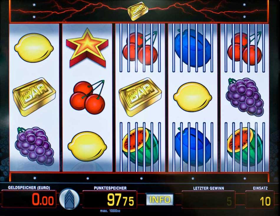 Slot reel